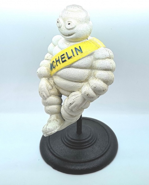Michelin Man Bibendum Sitting Mascot Vintage Cast Iron Advertising Figurine 28cm