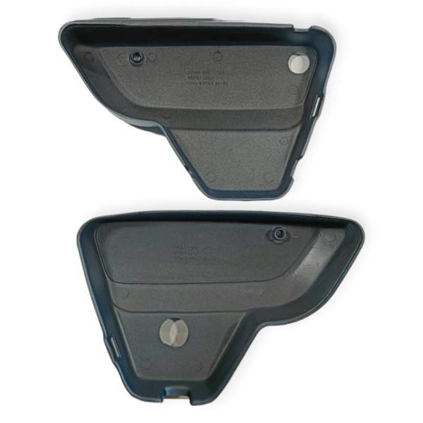 Suzuki A100 Pair Of Motorcycle Side Panel Covers In Blue 47111-23320 47211-23320