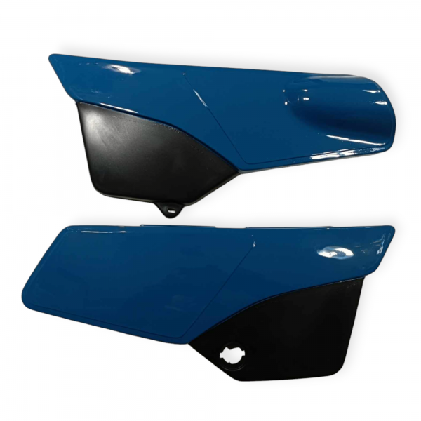 Yamaha DT125 DT175 Pair Of Side Panel Covers 18G-21711-00 - 18G-21721-00 In Blue
