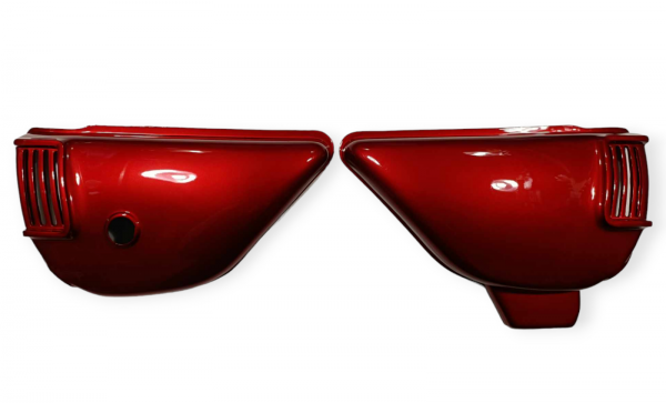 Suzuki GT185 GT125 GT100 Pair Side Panels Covers In Red 47111-36001 47211-36001