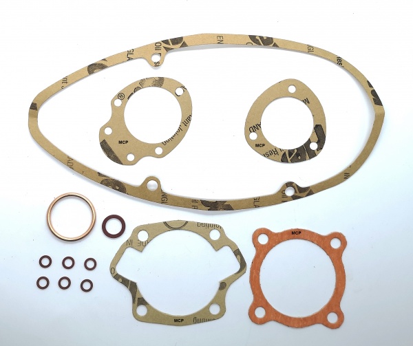 BSA D5 D7 Bantam Super 175 1958-66 Engine Gasket Set Made In England OEM: 326BSA