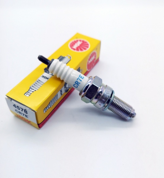 Genuine NGK Copper Core Spark Plug CR7E Stock: 4578 Made In Japan Not India