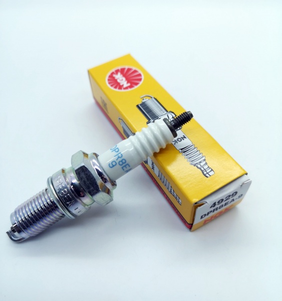 NGK Copper Core Spark Plug DPR8EA-9 DPR8EA9 Stock: 4929 Made In Japan Not India