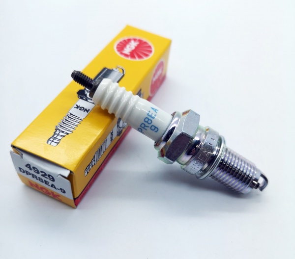 NGK Copper Core Spark Plug DPR8EA-9 DPR8EA9 Stock: 4929 Made In Japan Not India